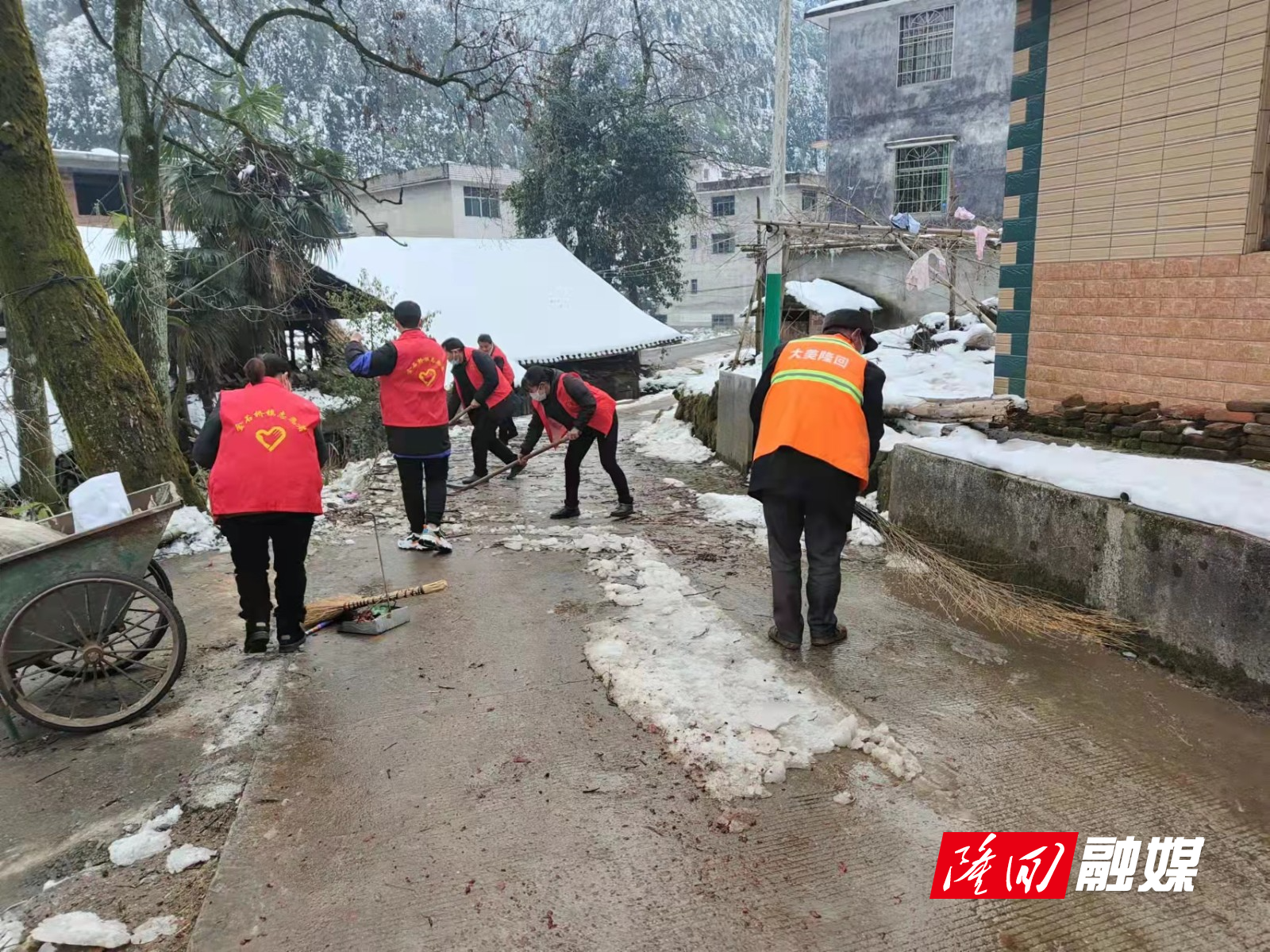 50fb993e6f57e58513598d90705cce3.jpg 50fb993e6f57e58513598d90705cce3.jpg