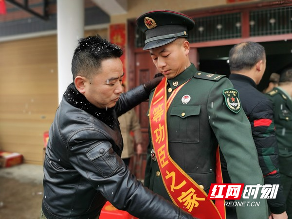图片25.jpg
