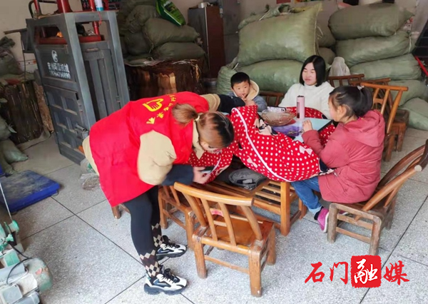 proxy (3).jpg proxy (3).jpg