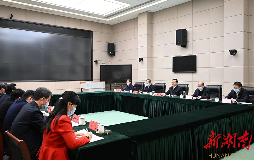 张庆伟:始终坚守党校姓党根本原则 __会同新闻网
