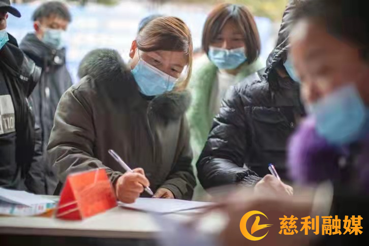 44妇女_副本.jpg 44妇女_副本.jpg