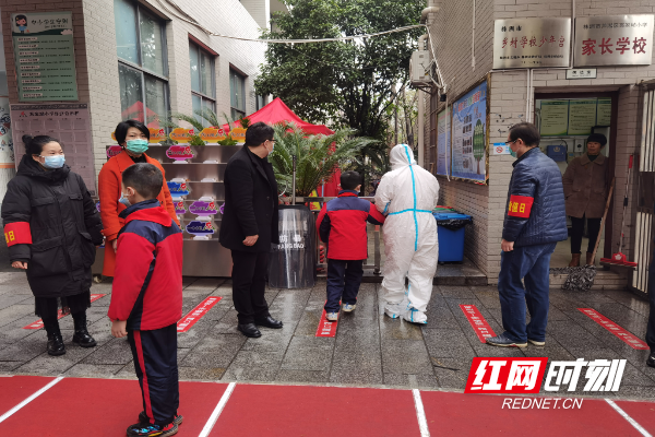 疫情防控应急演练4.jpg