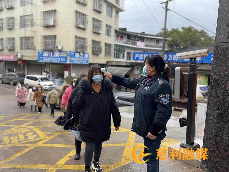 校门1.jpg