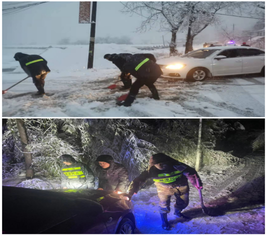 锦石乡:鲜红的党旗在白雪中格外美丽(1)(1)550.png 锦石乡:鲜红的党旗在白雪中格外美丽(1)(1)550.png