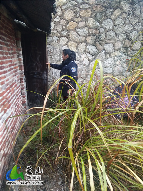 禁种铲毒2.jpg 禁种铲毒2.jpg