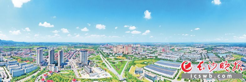 　　飞速发展的浏阳经开区正朝省会“副中心”地位迈进。