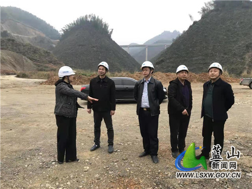 邓群:检查毛俊水库下闸蓄水前安全生产工作.jpg 邓群:检查毛俊水库下闸蓄水前安全生产工作.jpg