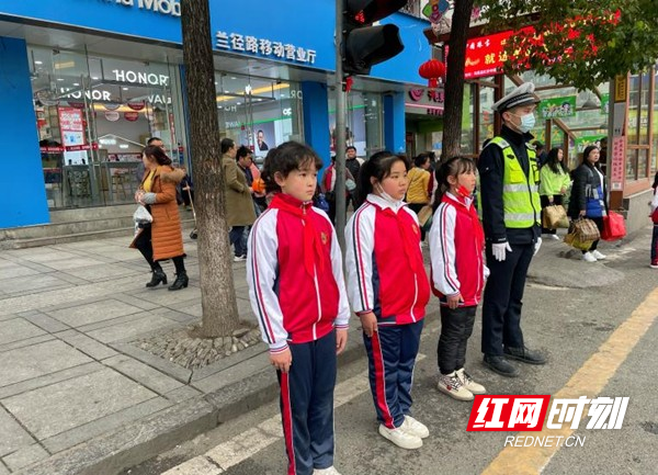 图片18.jpg 图片18.jpg