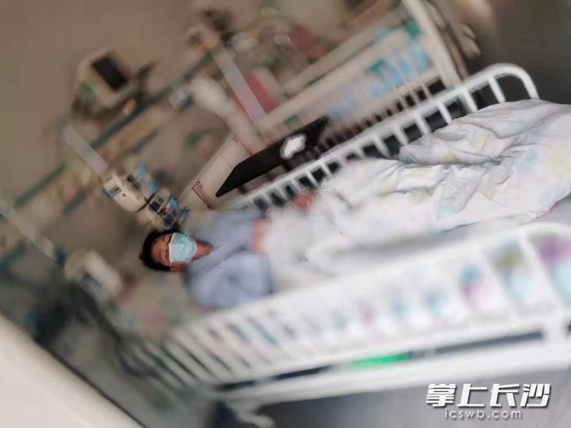 小乐来医院时情况危急。