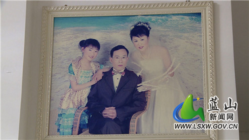 曾成辉 李兰琴：湘江源头的书香之家.jpg