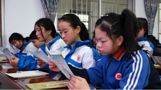 （新媒体）衡山：巾帼护春蕾 法治进校园329.png