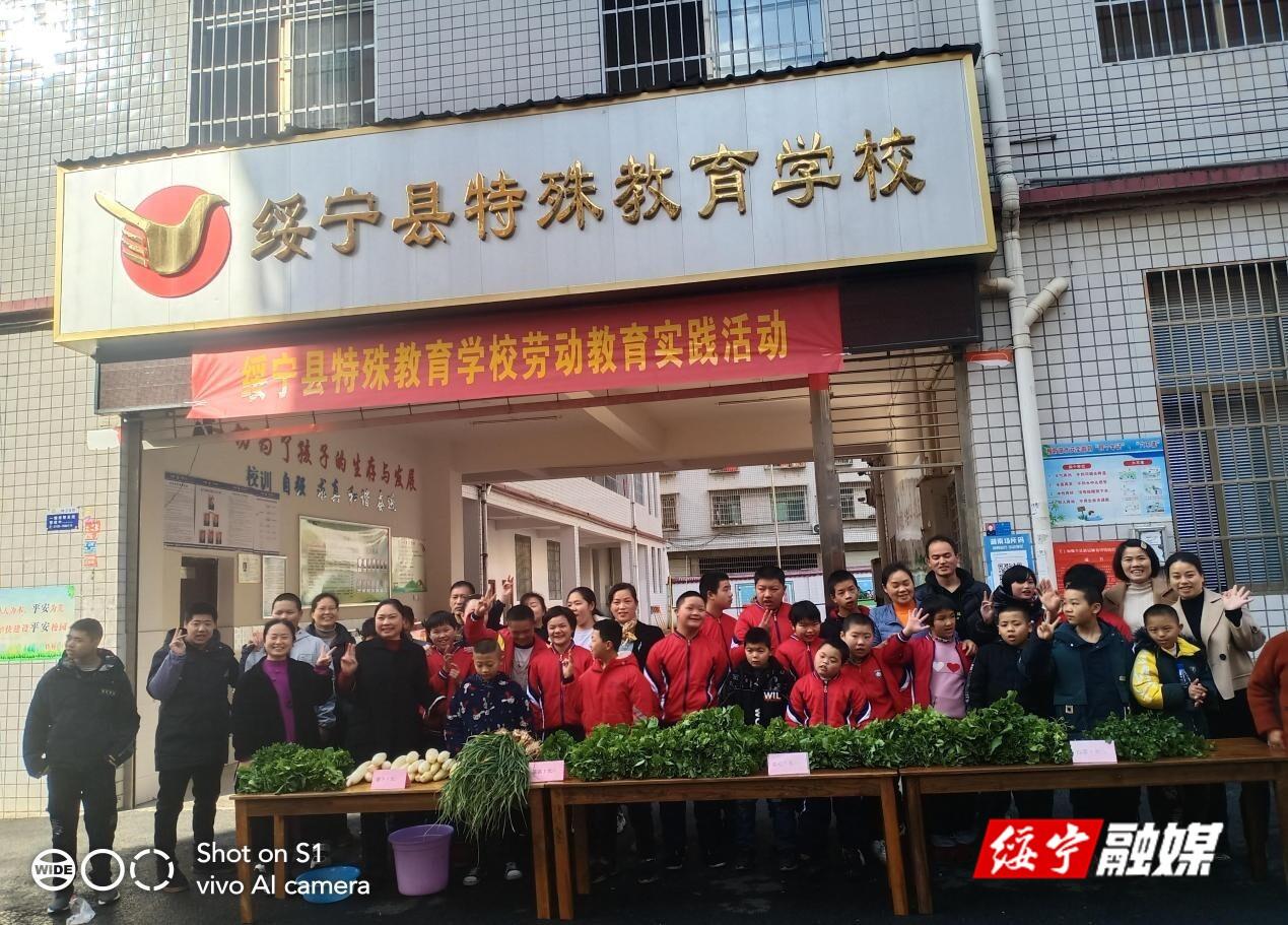 辉县市大成高级中学|2022初升高志愿填报指南
