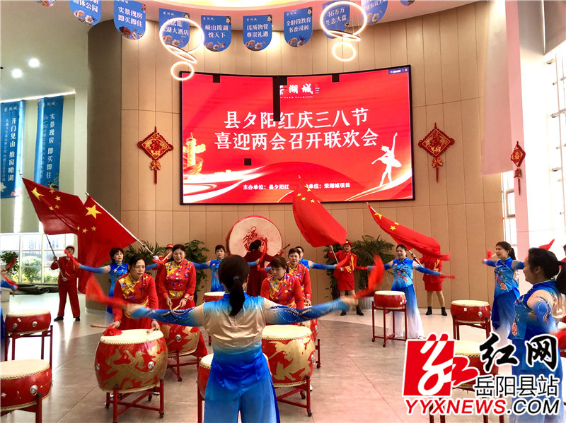 威风锣鼓 表演.jpg