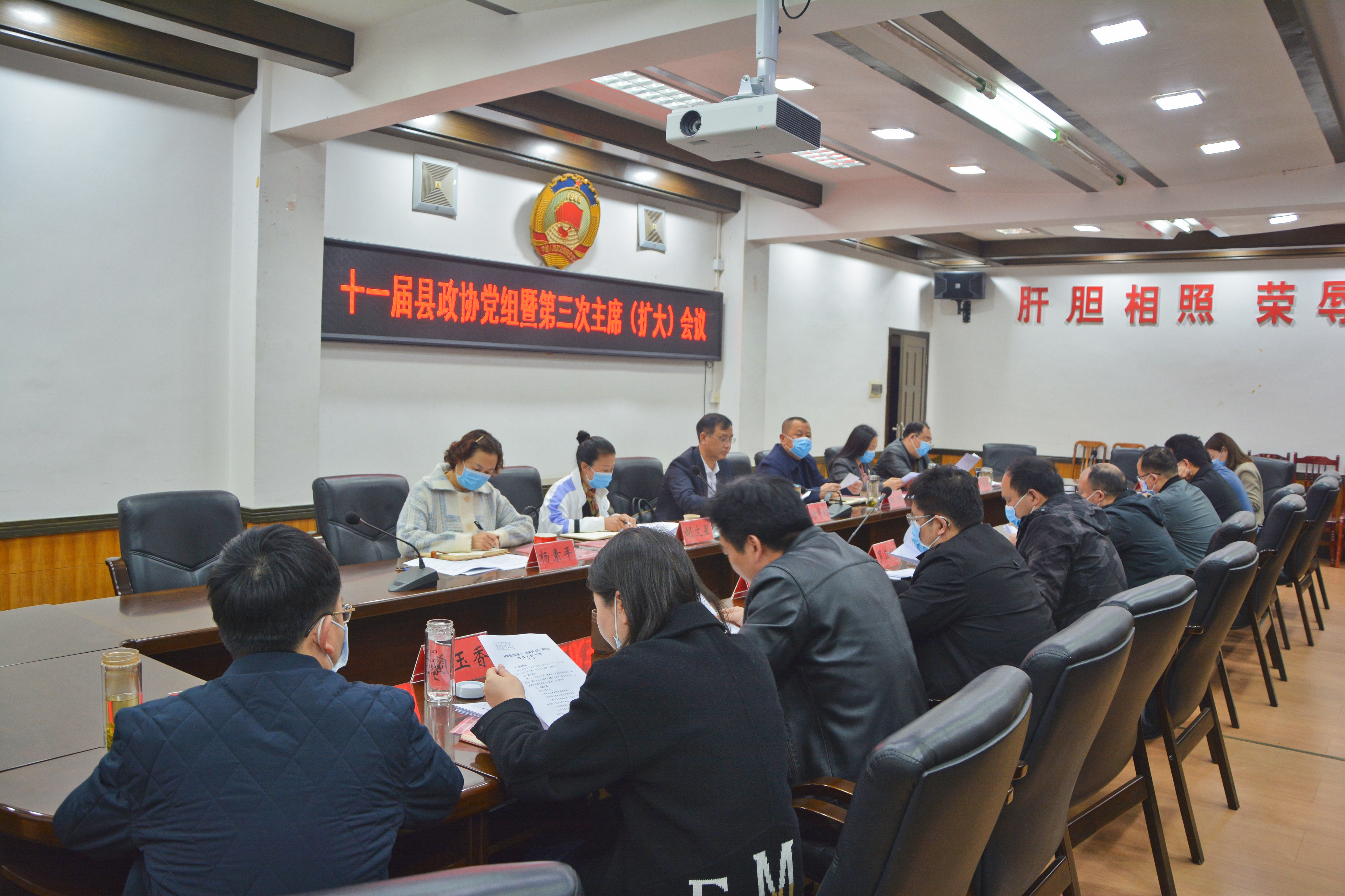 f581a9371cbe9d879e1cdcd4279421c.jpg