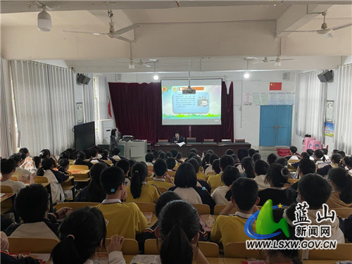蓝山县人民检察院开展送法进校园活动.jpg