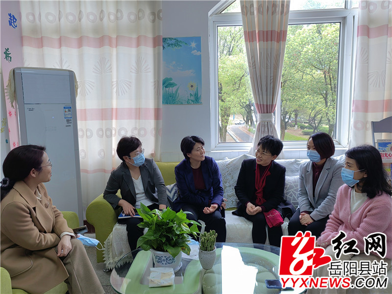 县一中郭玉良心理健康工作室 (1).jpg