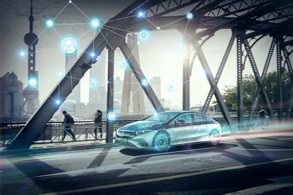 03. 上海研发中心将凭借先进的软硬件集成研发及测试和验证,显著提速在中国的智能互联和自动驾驶研发进程.jpg 03. 上海研发中心将凭借先进的软硬件集成研发及测试和验证,显著提速在中国的智能互联和自动驾驶研发进程.jpg