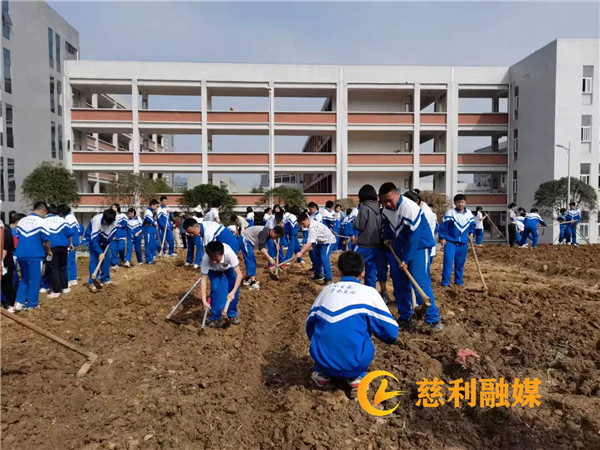 cdcdf7324aae1e5258ce353812c9448_副本1.jpg