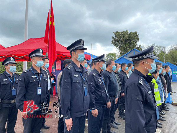 活动现场.gif
