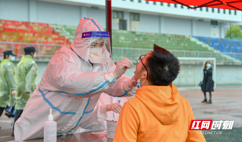 DSC_0258 20220327核酸检测  红网_副本.jpg