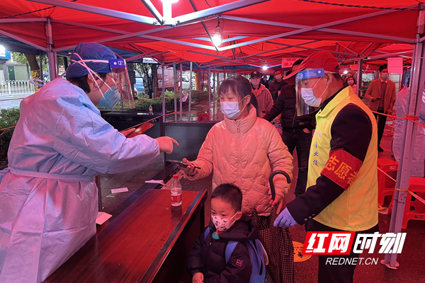 匡嗲_副本.jpg