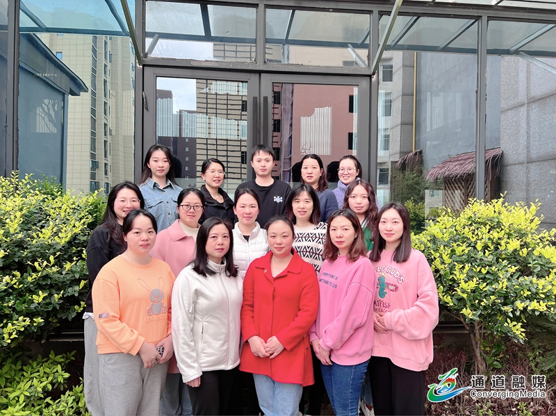 核酸信息采集队员合影.jpg