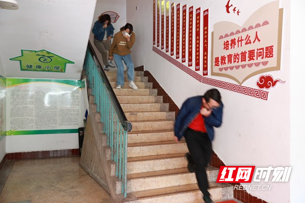 图片15.jpg