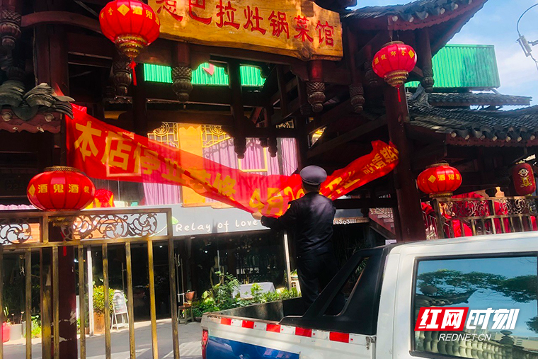【喜迎二十大·全域文明创建在行动】开展户外广告“回头看” 全力助推全域文明创建1.jpg 【喜迎二十大·全域文明创建在行动】开展户外广告“回头看” 全力助推全域文明创建1.jpg
