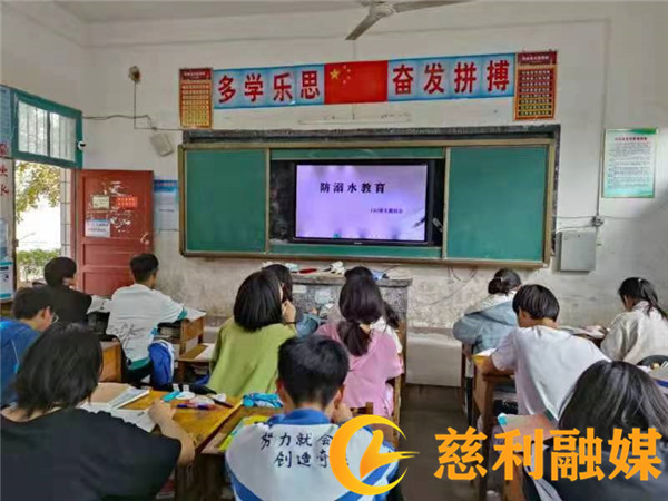 83a06aed25ada15a3f2a6de74eb5d14.jpg