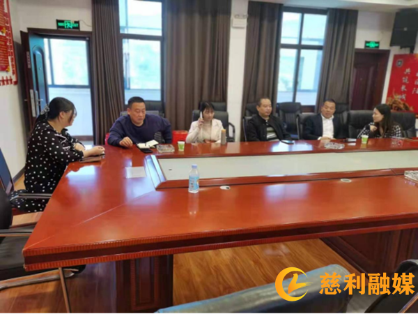 慈利县农业农村局到杨柳铺乡督察禁毒工作37_副本.png