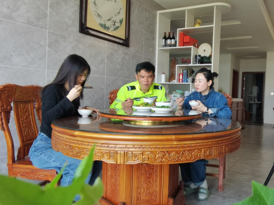 （新媒体）李顺春：全力把好“入城关” 当好“守城人”310.png