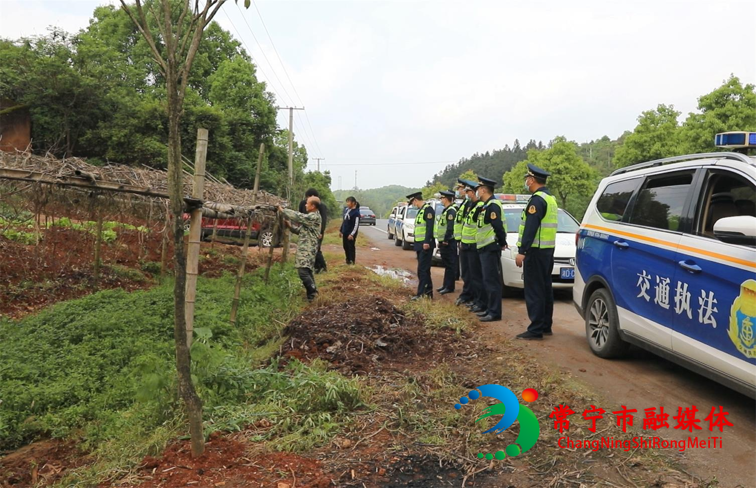 最美公路3.jpg