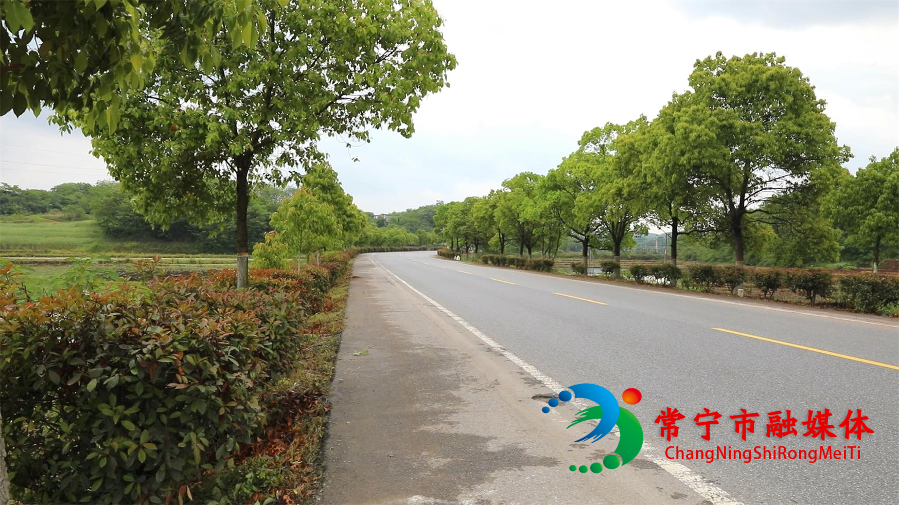最美公路.jpg