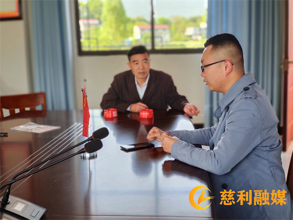 f4e829a973cee9af006e2d12d9f4e8f.jpg f4e829a973cee9af006e2d12d9f4e8f.jpg