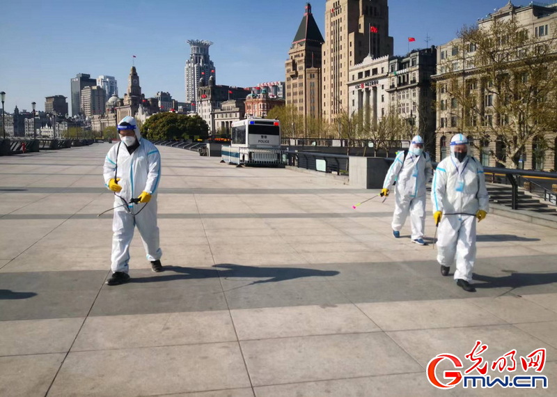 【组图】“守沪者联盟”丨探访上海抗疫一线：为期半个月的环境消杀再度启动