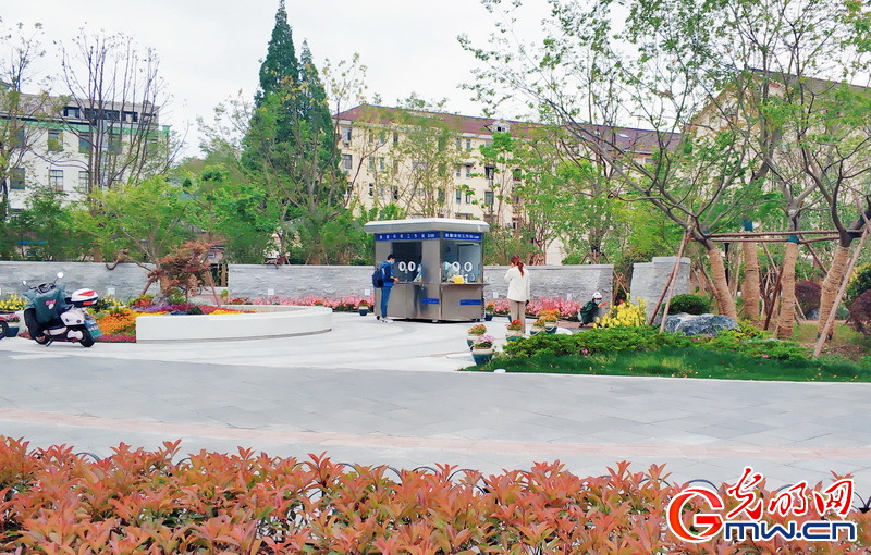【组图】“守沪者联盟”丨上海构建“15分钟核酸服务圈” 便民核酸采样工作站现身街头