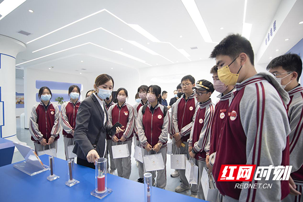 图片14.jpg 图片14.jpg