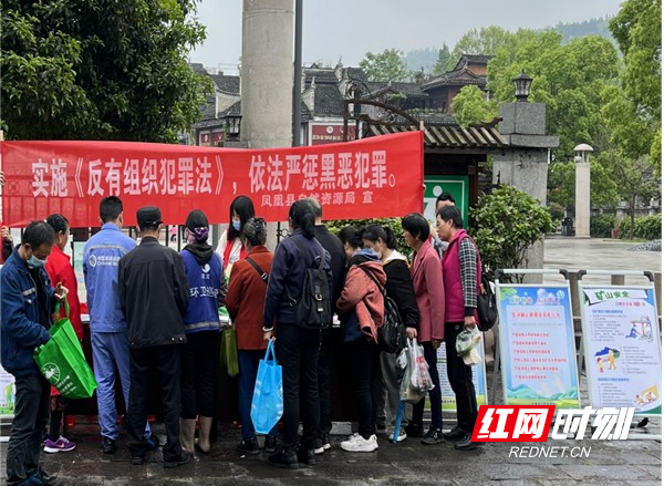 图片35.jpg 图片35.jpg