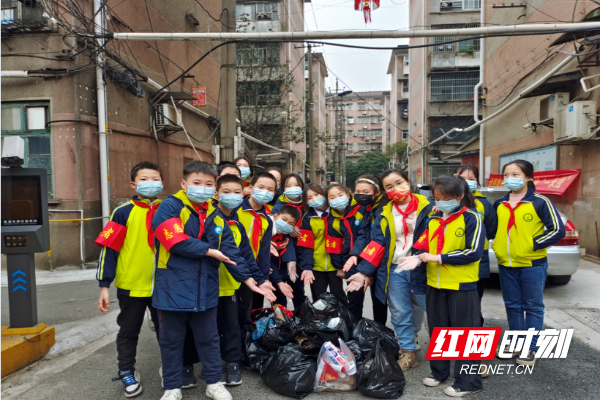 荷塘区教育系统多措并举掀起创文新高潮