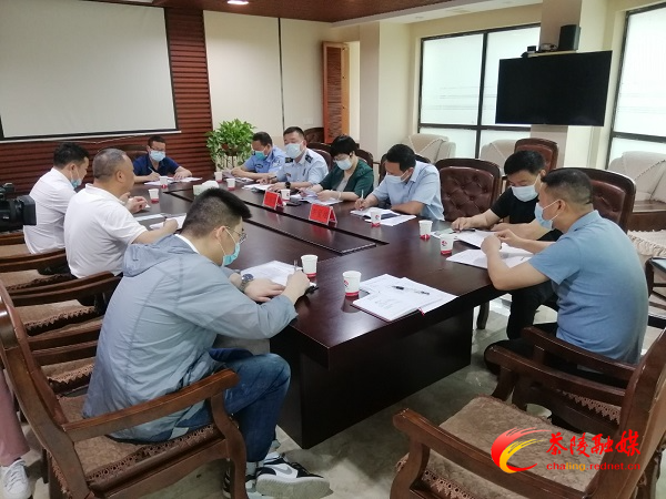 4c1665fc6ffd4e7b8ffd7f9951bbeabc.jpg 4c1665fc6ffd4e7b8ffd7f9951bbeabc.jpg