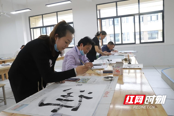 图片8.jpg