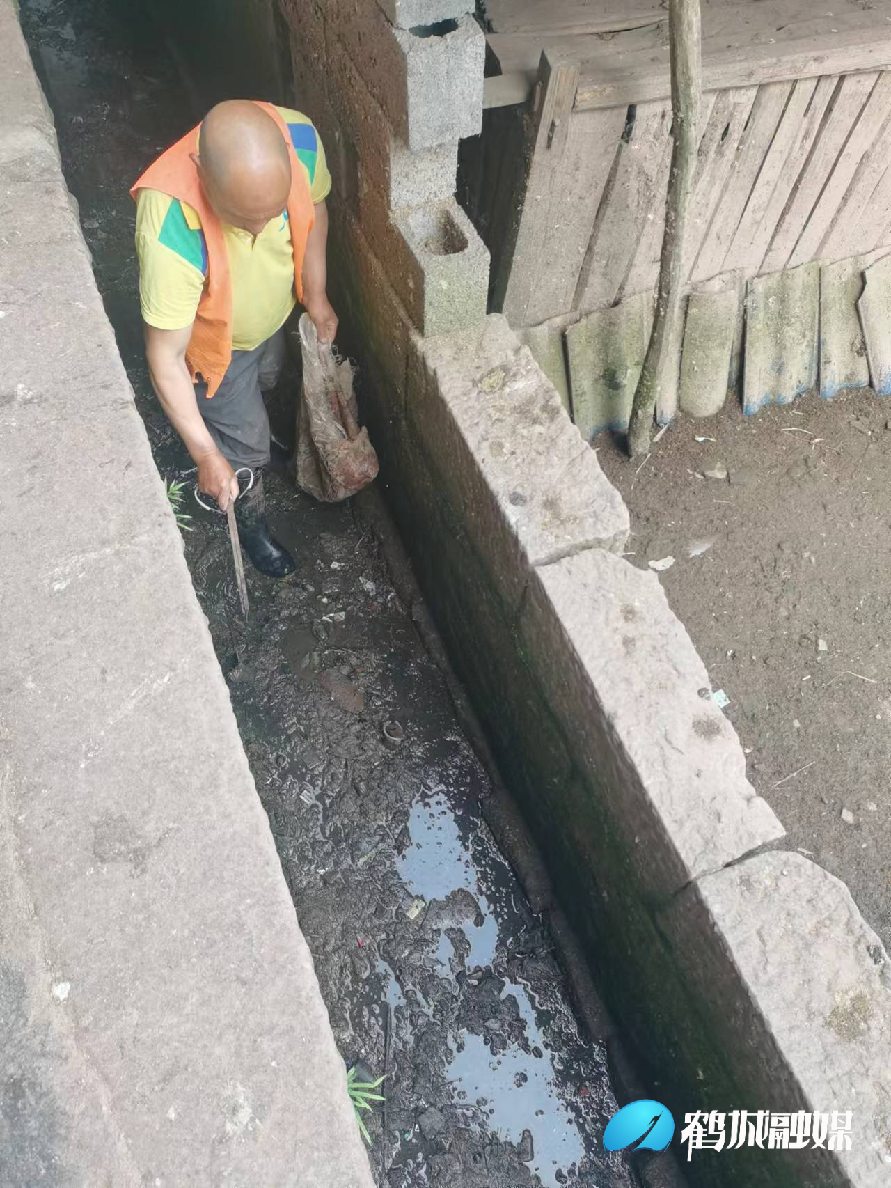 图片4.png 图片4.png