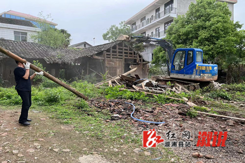 b5249052d023d34ea7e9b34722d6345_副本.jpg