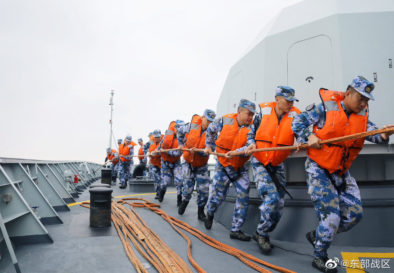 本文图片 @东部战区