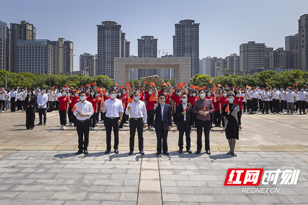 图片2.jpg 图片2.jpg