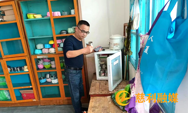 图片1_副本.png 图片1_副本.png