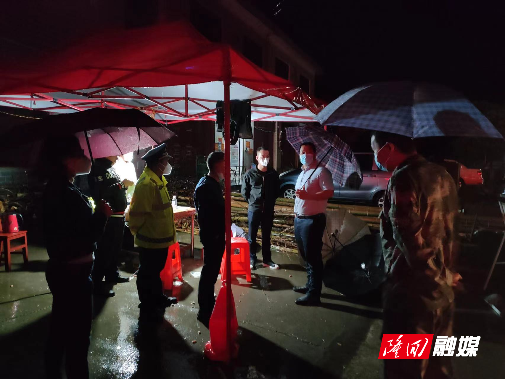 81727682a5a87a21ee9d26318fb8edb.jpg 81727682a5a87a21ee9d26318fb8edb.jpg