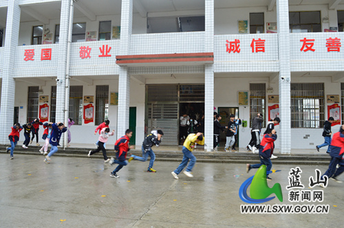 b85aed68bc9cf14d797deff8a217e7cb.JPG
