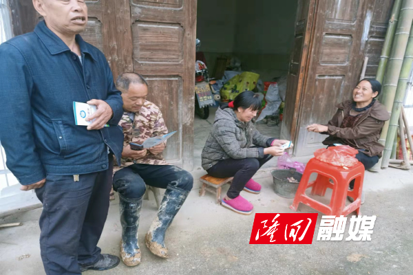 宣传活动.jpg 宣传活动.jpg