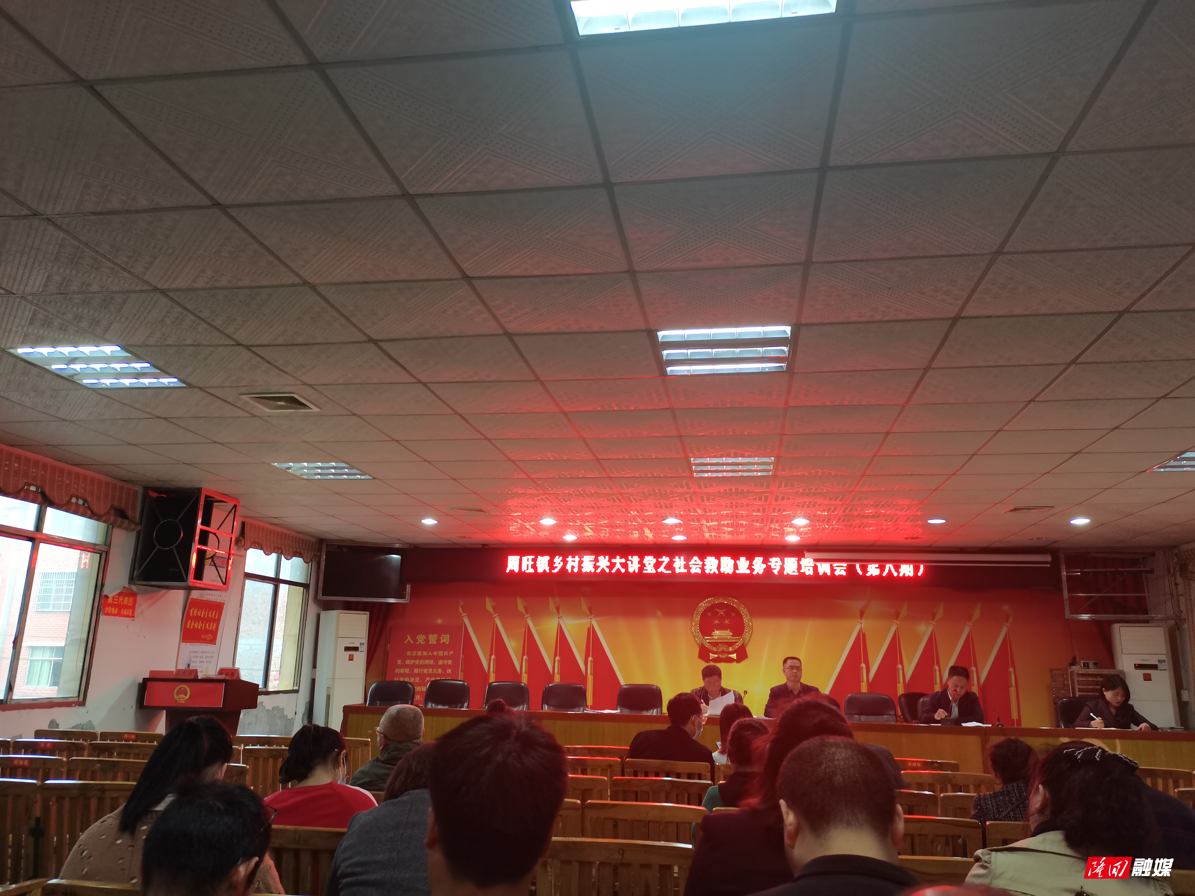 4a8ff35a2e3543059fddb67f344ee71.jpg 4a8ff35a2e3543059fddb67f344ee71.jpg